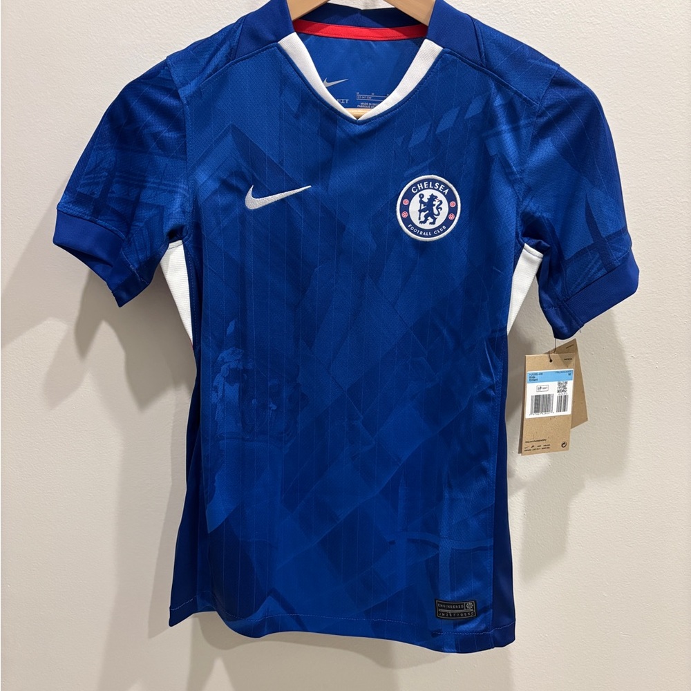 Brand New! NIKE KIDS CHELSEA 2025/26 HOME JERSEY, YOUTH M